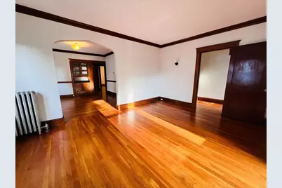 16 Russell #1, Newton, MA 02458 - Photo 2