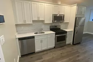 191 North Common, Lynn, MA 01905 - Photo 1