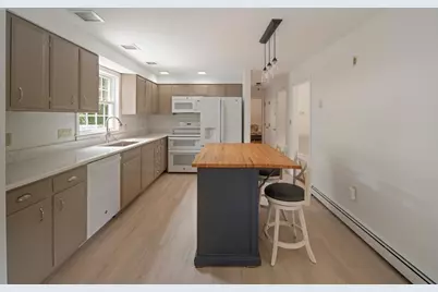 42 Riverside Dr., Reading, MA 01867 - Photo 8