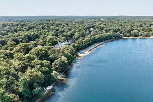 442 Flint St, Barnstable, MA 02648 - Photo 2