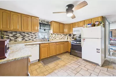12 Adams Dr, Brimfield, MA 01010 - Photo 1