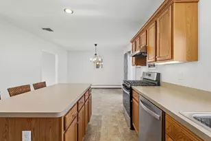 99 Stephanie Pl, New Bedford, MA 02745 - Photo 18