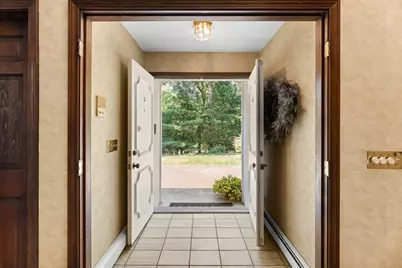 191 Fairway Drive, Seekonk, MA 02771 - Photo 8