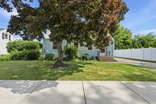 38 S Alhambra Cir, Agawam, MA 01001 - Photo 1