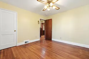 38 S Alhambra Cir, Agawam, MA 01001 - Photo 14