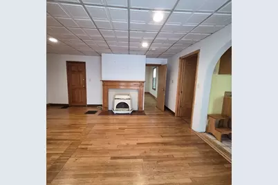 28 Sargent Street #1, Melrose, MA 02176 - Photo 4