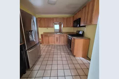 28 Sargent Street #1, Melrose, MA 02176 - Photo 2
