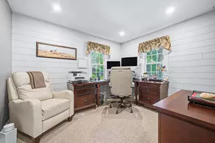 3 Pike St, Hopkinton, MA 01748 - Photo 14
