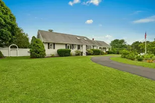 7 Oxford Dr, Barnstable, MA 02635 - Photo 2