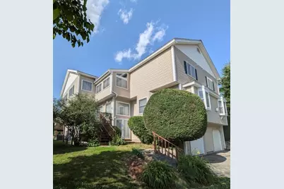 142 Algonquin Trl #142, Ashland, MA 01721 - Photo 1