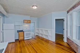 56 Pine St, Holyoke, MA 01040 - Photo 10