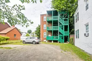 56 Pine St, Holyoke, MA 01040 - Photo 26