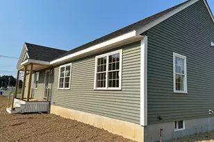 1968 Plymouth St, East Bridgewater, MA 02333 - Photo 4