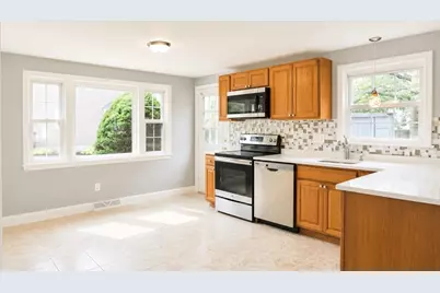 18 Andrea Dr #18, Canton, MA 02021 - Photo 2