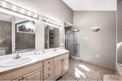 118 Berkshire Ave, Southwick, MA 01077 - Photo 24