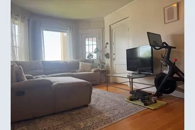 33 Main St #6, Somerville, MA 02145 - Photo 2