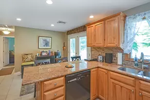 34 MacArthur Dr, Millbury, MA 01527 - Photo 20