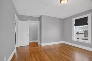 32 Arthur St, Beverly, MA 01915 - Photo 10