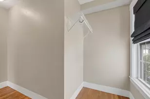 32 Arthur St, Beverly, MA 01915 - Photo 12