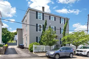 32 Arthur St, Beverly, MA 01915 - Photo 2