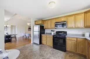 137 Cherry Dr, Wilbraham, MA 01095 - Photo 8