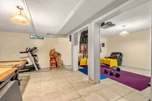 86 Granby St, Springfield, MA 01108 - Photo 24