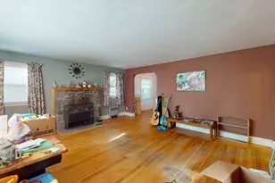 12 Miller St, Blackstone, MA 01504 - Photo 6
