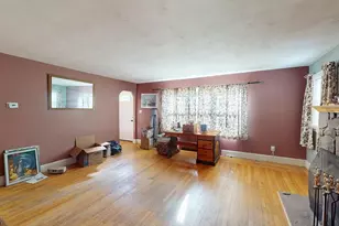 12 Miller St, Blackstone, MA 01504 - Photo 4