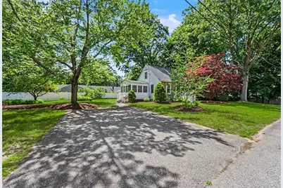 10 Dorrance Street, Chelmsford, MA 01824 - Photo 2