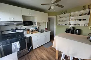 31 Lyman Ave, Medford, MA 02155 - Photo 4