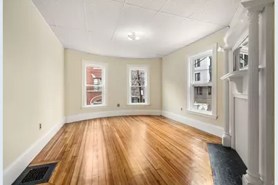 10 Royal St #2, Boston, MA 02134 - Photo 4