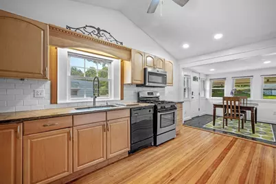 230 Linwood St, Lynn, MA 01905 - Photo 4