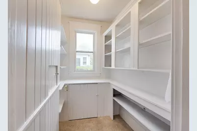 54 Montgomery Ave #Left, Holyoke, MA 01040 - Photo 8