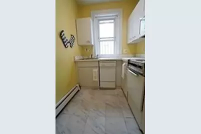 1677 Commonwealth Ave #10, Boston, MA 02135 - Photo 4