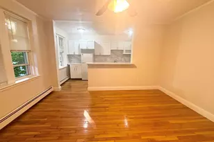15 Ives St, Beverly, MA 01915 - Photo 4