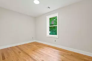 4 Mayhew St, Framingham, MA 01702 - Photo 14
