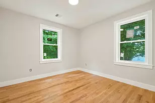 4 Mayhew St, Framingham, MA 01702 - Photo 8