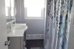 288 Irvington St, New Bedford, MA 02745 - Photo 12