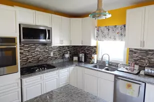 288 Irvington St, New Bedford, MA 02745 - Photo 16