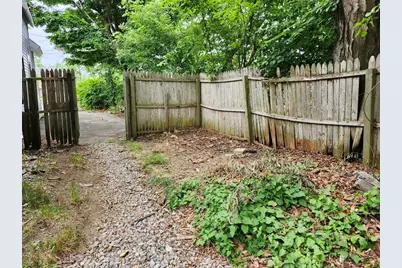 1 Gibbs Ct, Orange, MA 01364 - Photo 8