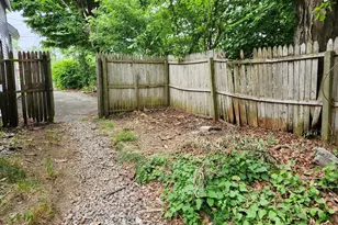 1 Gibbs Ct, Orange, MA 01364 - Photo 8