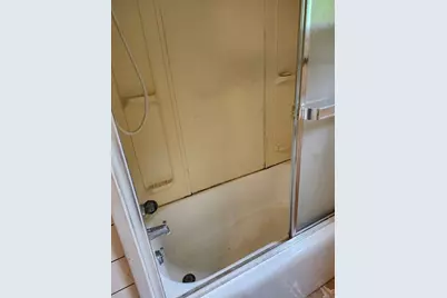 1 Gibbs Ct, Orange, MA 01364 - Photo 20