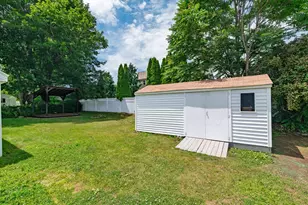43 Chestnut Ave, Auburn, MA 01501 - Photo 8