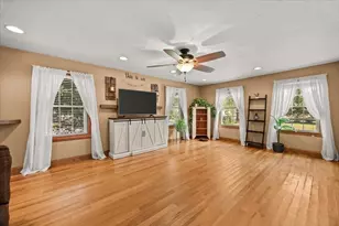 20 Worcester St, Taunton, MA 02780 - Photo 10