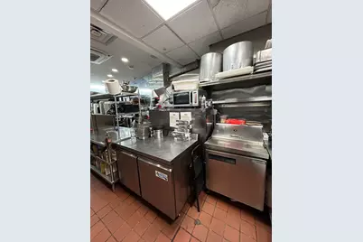 914 Morton St, Boston, MA 02126 - Photo 12