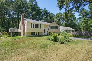 37 Woodbury Rd, Southborough, MA 01772 - Photo 2