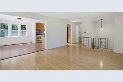 37 Woodbury Rd, Southborough, MA 01772 - Photo 4