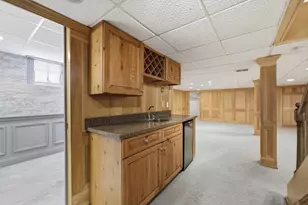 1051 Converse St, Longmeadow, MA 01106 - Photo 32