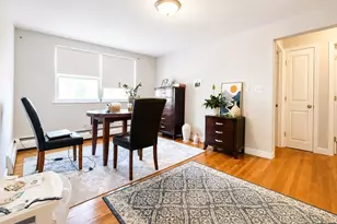 11 Commonwealth Ct, Boston, MA 02135 - Photo 2
