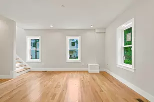 4 Mayhew St, Framingham, MA 01702 - Photo 8